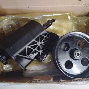 Power Steering Pump w/ Pulley & Reservoir for Dodge Ram 1500 Chrysler 20-70269